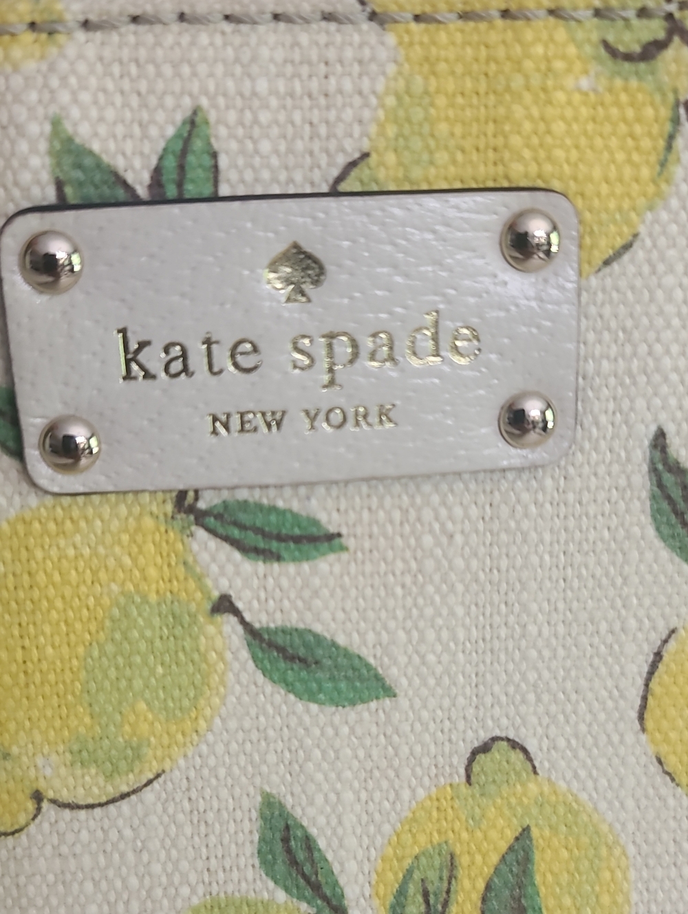NWOT kate spade Cream Lemon-Print Crossbody - Picture 13 of 14